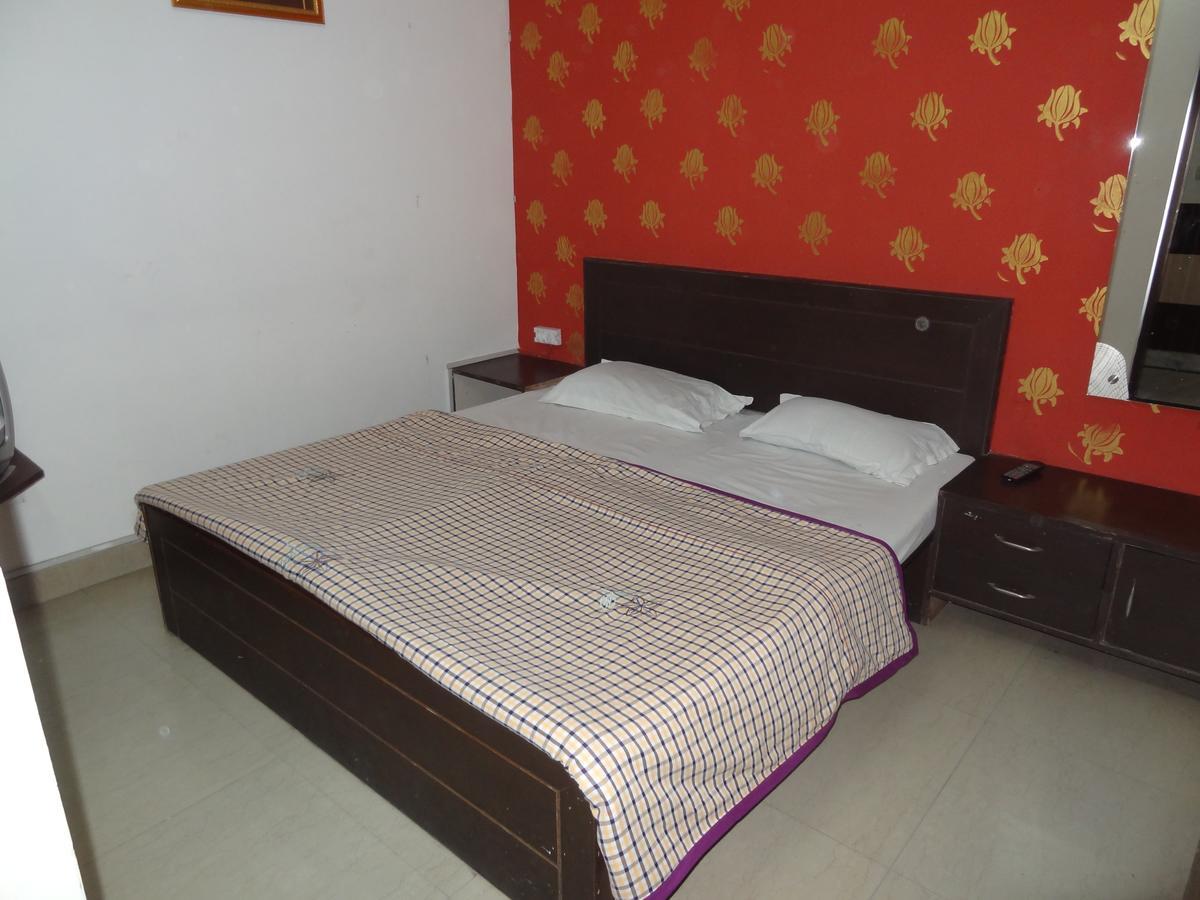 Hotel Aashiyanaa Palace Agra  Exterior foto